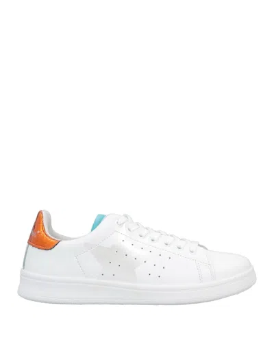 Nira Rubens Sneakers In White