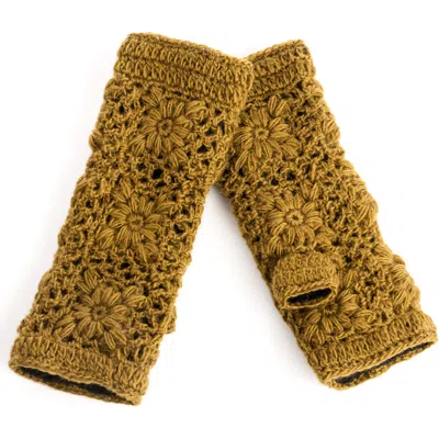 Nirvana Designs Flower Crochet Handwarmers In Moss