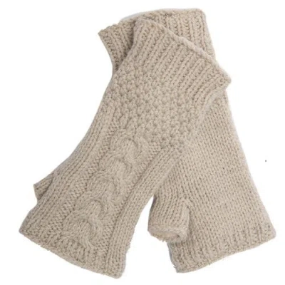 Nirvanna Designs Cable Handwarmers In Neutral