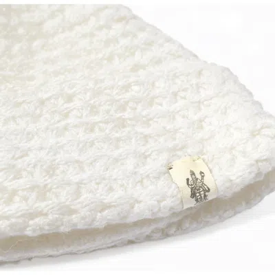Nirvanna Designs Hush Hat In White