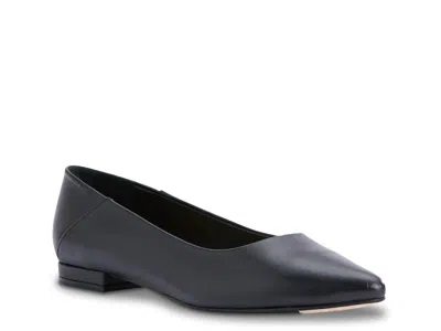 Nisolo Fina Slipon In Black