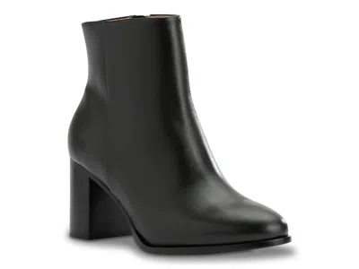 Nisolo Lia Bootie In Black