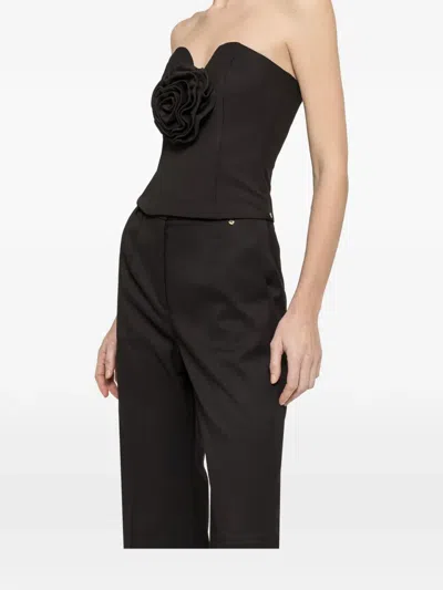 Nissa Flared Trousers In Black
