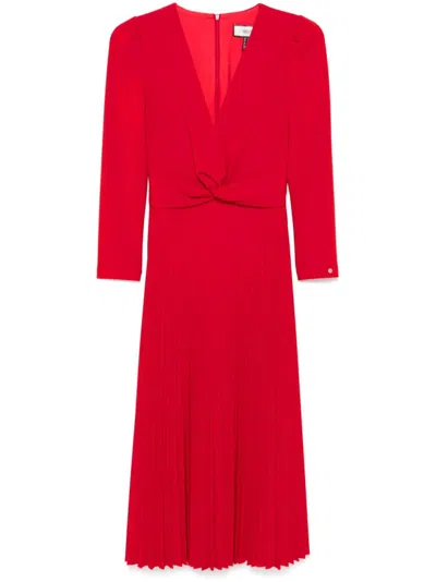 Nissa Pleated V-neck Midi Dress In Red