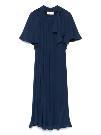 Nissa Plissé Midi Dress In 蓝色