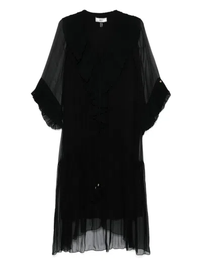 Nissa Silk Midi Dress In 黑色