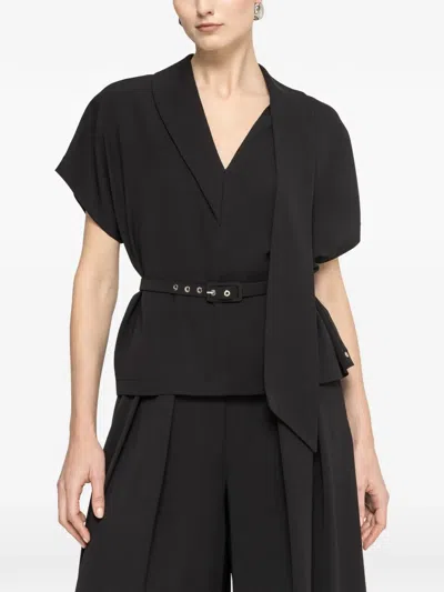 Nissa 벨트 V넥 탑 In Black