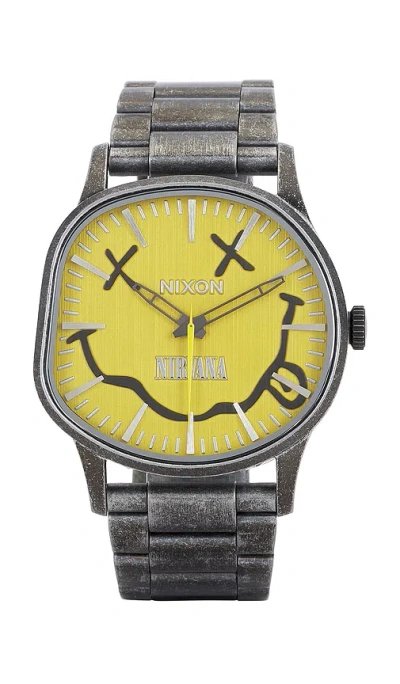 Nixon X Nirvana Sentry Wobble Watch In Yellow Smiley