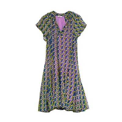 Niza Women's Short Dress With Ruffles And V Neckline In Pink