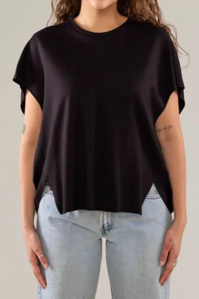 Nlt The Modern Tee In Black