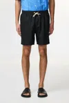 Nn07 Gregor Regular Shorts In Black In Black
