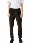 Nn07 Men's Relaxed Corduroy Trouser In Dark Army In Green
