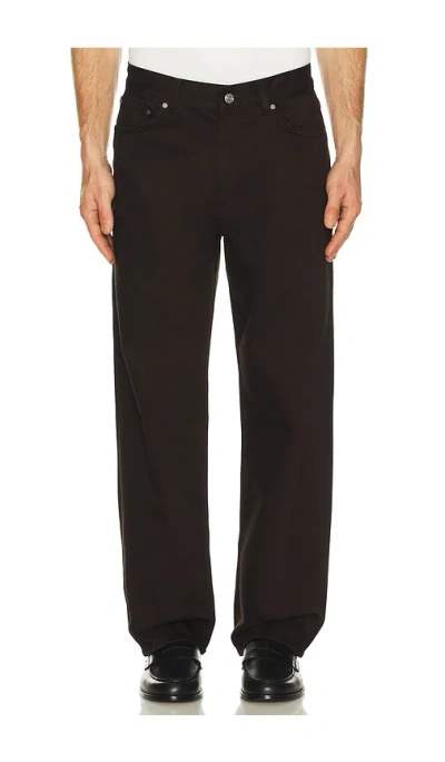 Nn07 Otis Jean In Brown