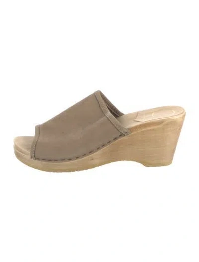 Pre-owned No. 6 Store Leather Slides In Neutral