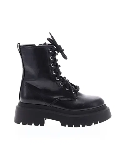 Pre-owned No Boundaries Ankle Boots In Black
