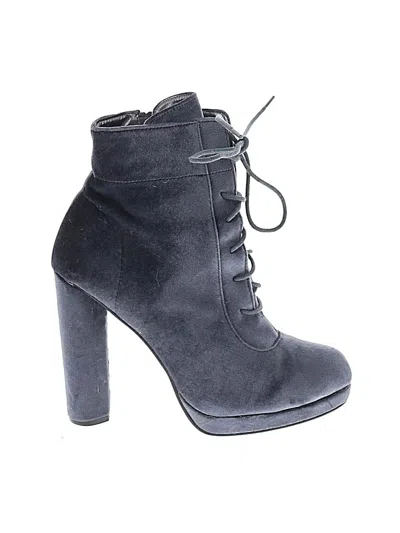 Pre-owned No Boundaries Ankle Boots In Gray