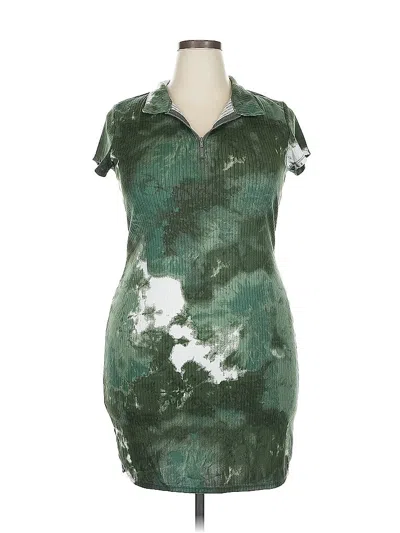 Pre-owned No Boundaries Casual Dress In Green