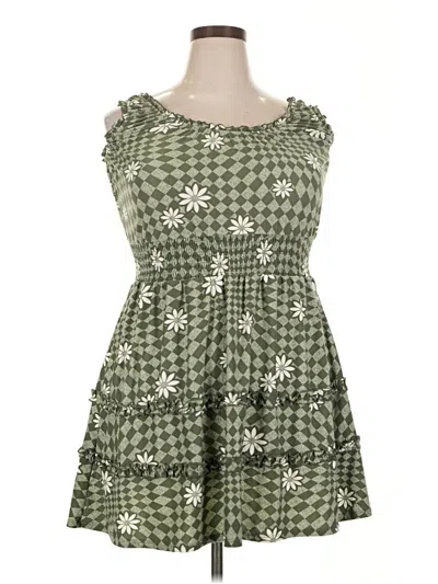 Pre-owned No Boundaries Casual Dress In Green