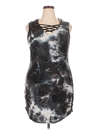 Pre-owned No Boundaries Cocktail Dress In Black