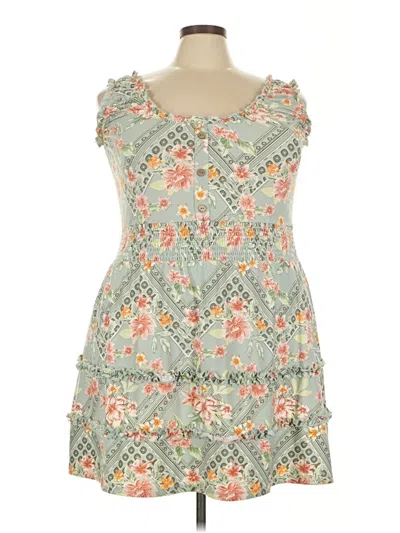 Pre-owned No Boundaries Cocktail Dress In Green