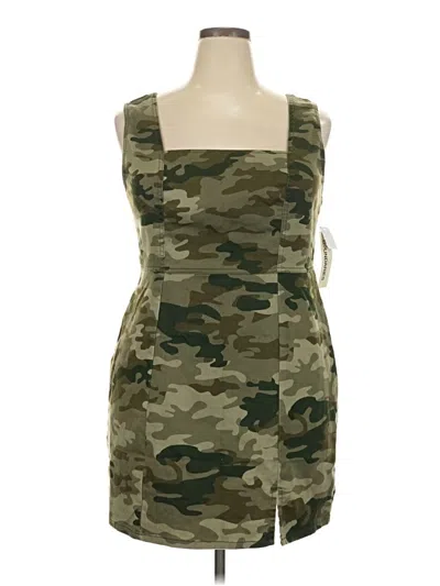Pre-owned No Boundaries Cocktail Dress In Green