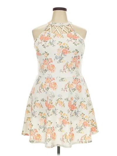 Pre-owned No Boundaries Cocktail Dress In Ivory