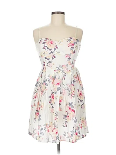 Pre-owned No Boundaries Cocktail Dress In White