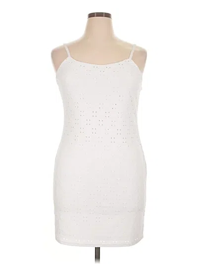 Pre-owned No Boundaries Cocktail Dress In White