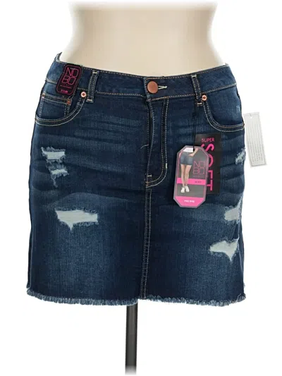 No Boundaries Denim Skirt In Blue