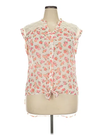 Pre-owned No Boundaries Sleeveless Blouse In Ivory