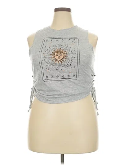 Pre-owned No Boundaries Tank Top Silver Halter Neckline Tops