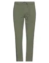 No Lab Pants In Green