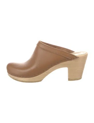 Pre-owned No.6 Leather Mules In Brown