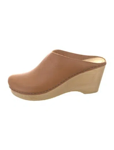 Pre-owned No.6 Leather Mules In Brown