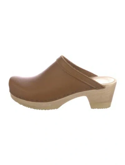 Pre-owned No.6 Leather Mules In Neutral