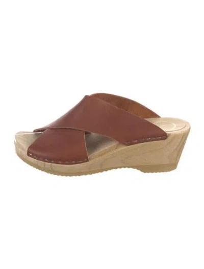 Pre-owned No.6 Leather Slides In Brown