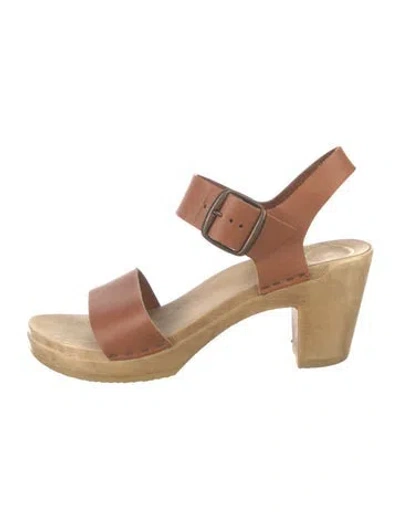 Pre-owned No.6 Leather Slingback Sandals In Neutral