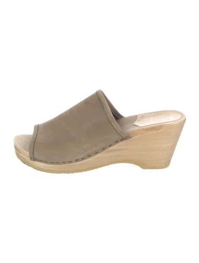Pre-owned No.6 Suede Mules In Neutral