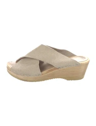Pre-owned No.6 Suede Sandals In Neutrals
