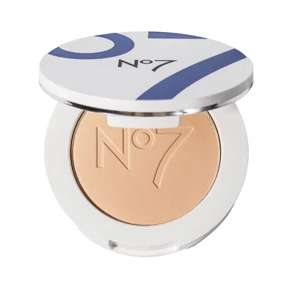 No7 Beauty Lift & Luminate Triple Action Pressed Powder - Medium In Multi