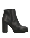 Noa A. Woman Ankle Boots Black Size 7 Leather