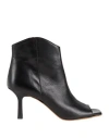 Noa A. Woman Ankle Boots Black Size 8 Leather