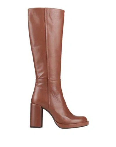 Noa A. Woman Boot Brown Size 7 Leather