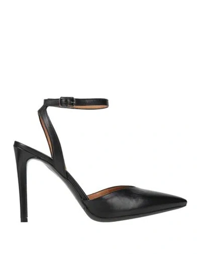 Noa A. Woman Pumps Black Size 7 Leather