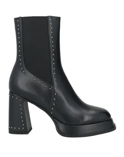 Noa Harmon Woman Ankle Boots Black Size 9 Textile Fibers