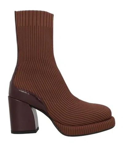 Noa Harmon Woman Ankle Boots Brown Size 9 Textile Fibers
