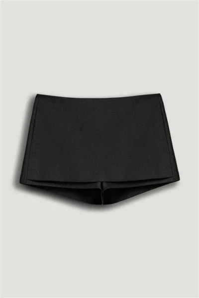 Nocturne Low Rise Mini Skort In Black