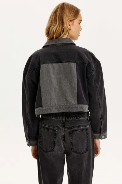 Nocturne Two Toned Pocketed Denim Jacket In Pink
