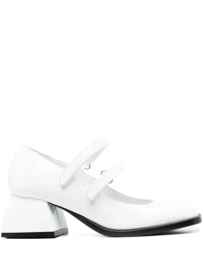 Nodaleto Bacara Patent Mary-jane Shoes In White