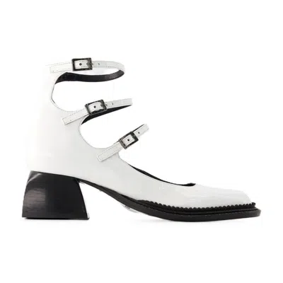 Nodaleto Bulla London Pumps In White